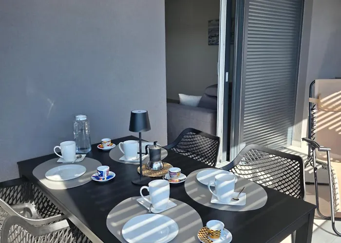 Olea - For Families Only * Šimuni