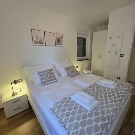 Olea - For Families Only Apartment Simuni