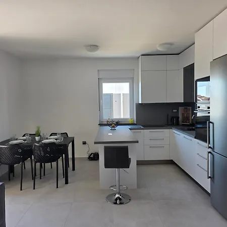 Olea - For Families Only Simuni